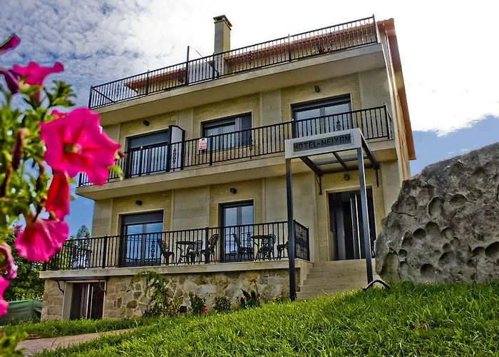 Hotel Rural Neixon *